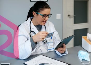 clinica-en-el-hogar-covid-19-atencio-guia-gratuita