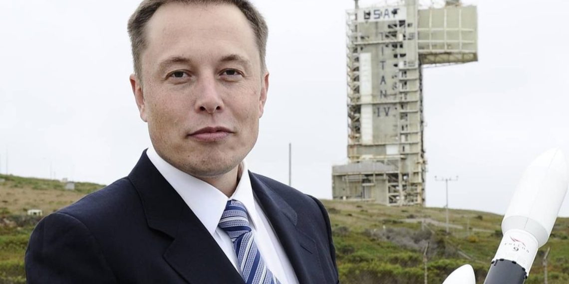 elon-musk-ceo-tesla-bitcoin-compra-autos