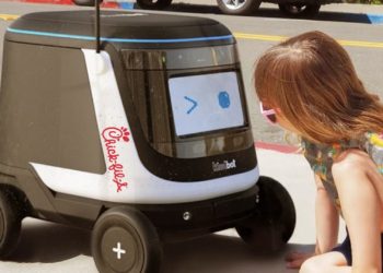chick-fil-a-delivery-con-robots-kiwibot-alimentos-a-domicilio