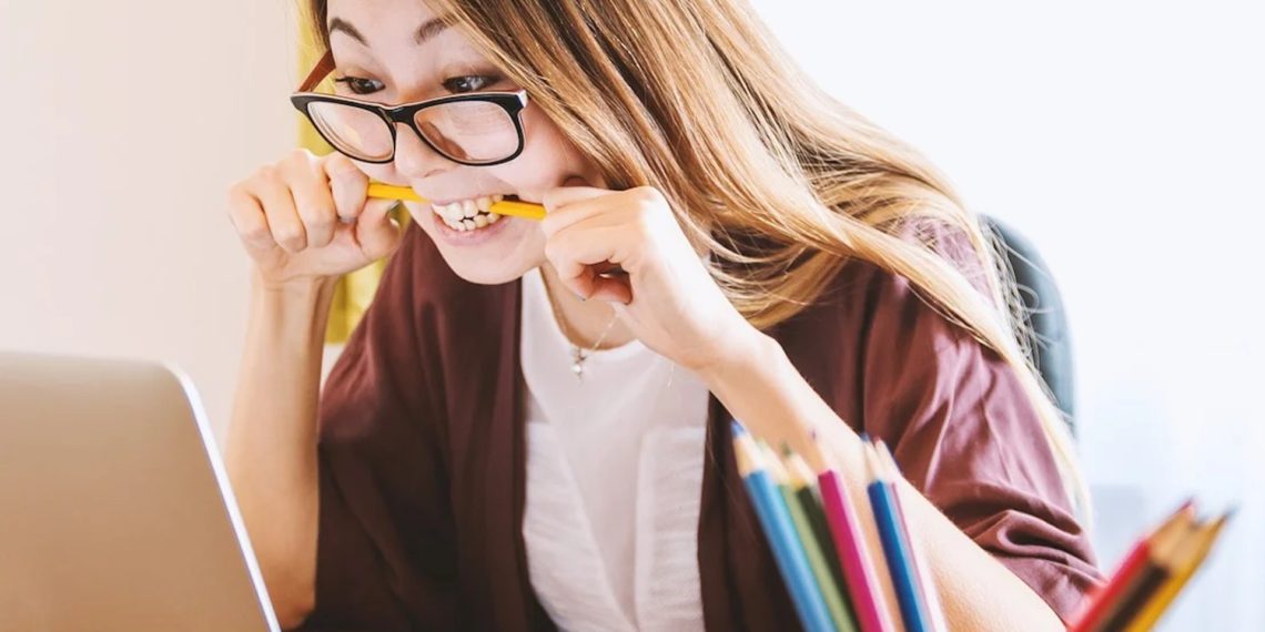 tecnoestres-como-disminuir-estres-home-office-trabajo-casa