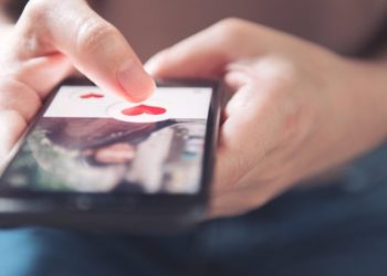 Apps de citas se unen a campaña de vacunación