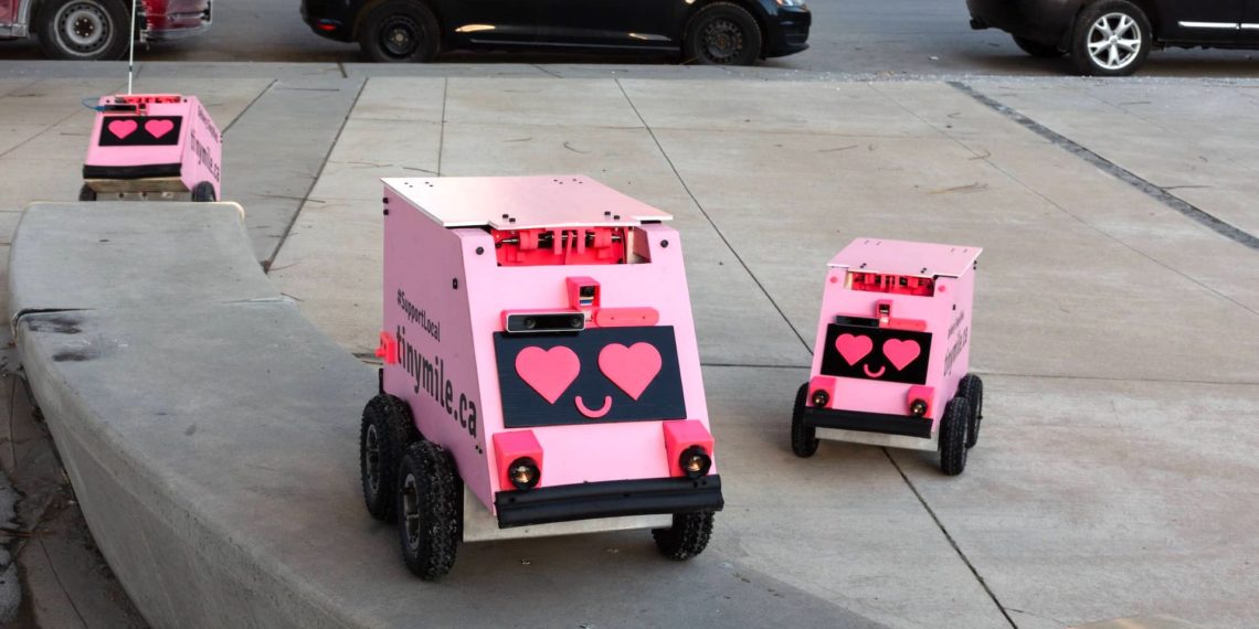 robots-repartidores-geoffrey-tiny-mile-delivery-toronto