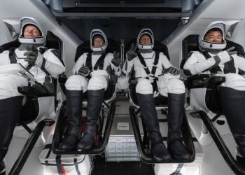 spacex-robots-enviara-a-la-luna-canada-japon