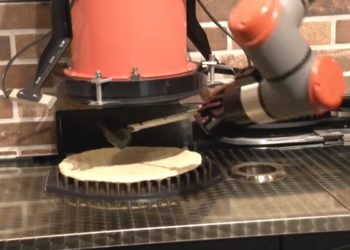 robots-cocineros-pizza-pazzi-francia