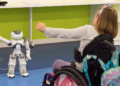 Robots ayudan a niños con lesión medular