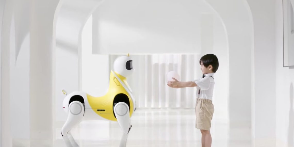 little-white-dragon-robot-xpeng-robotics