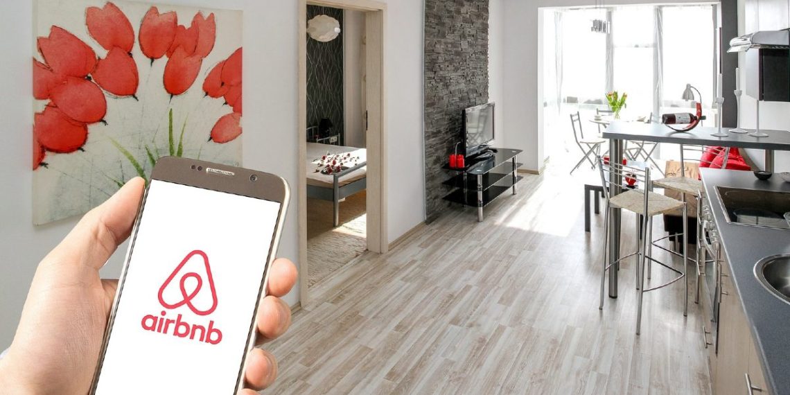 turismo-pandemia-viajes-nomadas-digitales-airbnb1