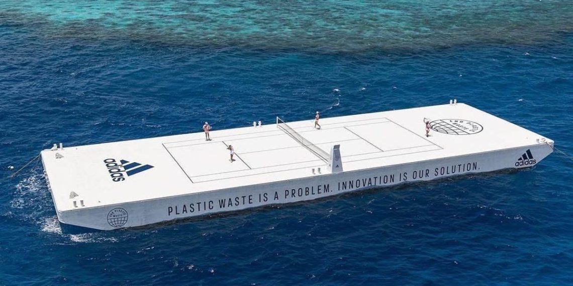 adidas-cancha-tenis-flotante-arrecifes-plasticos-reciclados