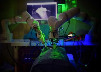 star-robot-quirúrgico-operacion-cerdo-laparoscópica