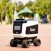 kiwibot-robots-delivery-estados-unidos-campus-universitarios