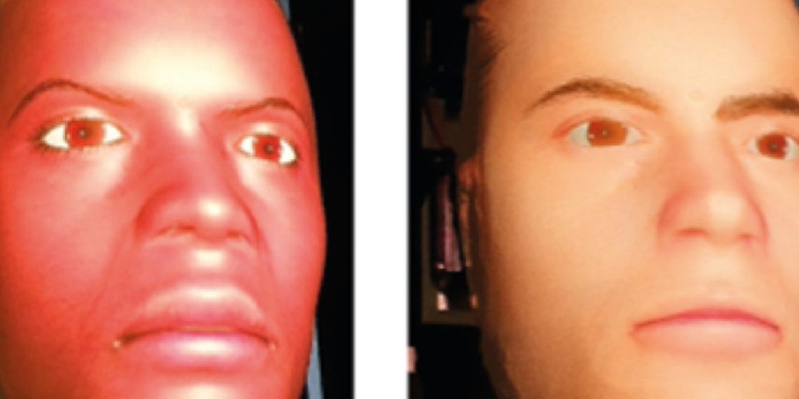 medicos-robots-caras-roboticas-dolor