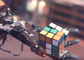 robots-cubo-rubik-entrenar-manos-roboticas