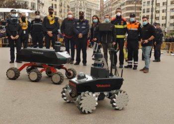 robots-mascleta-valencia-policia-local