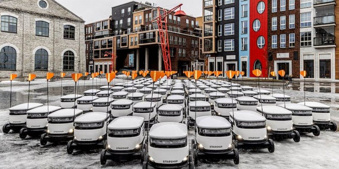 robots-repartidores-supermercados-starship-lucky-california