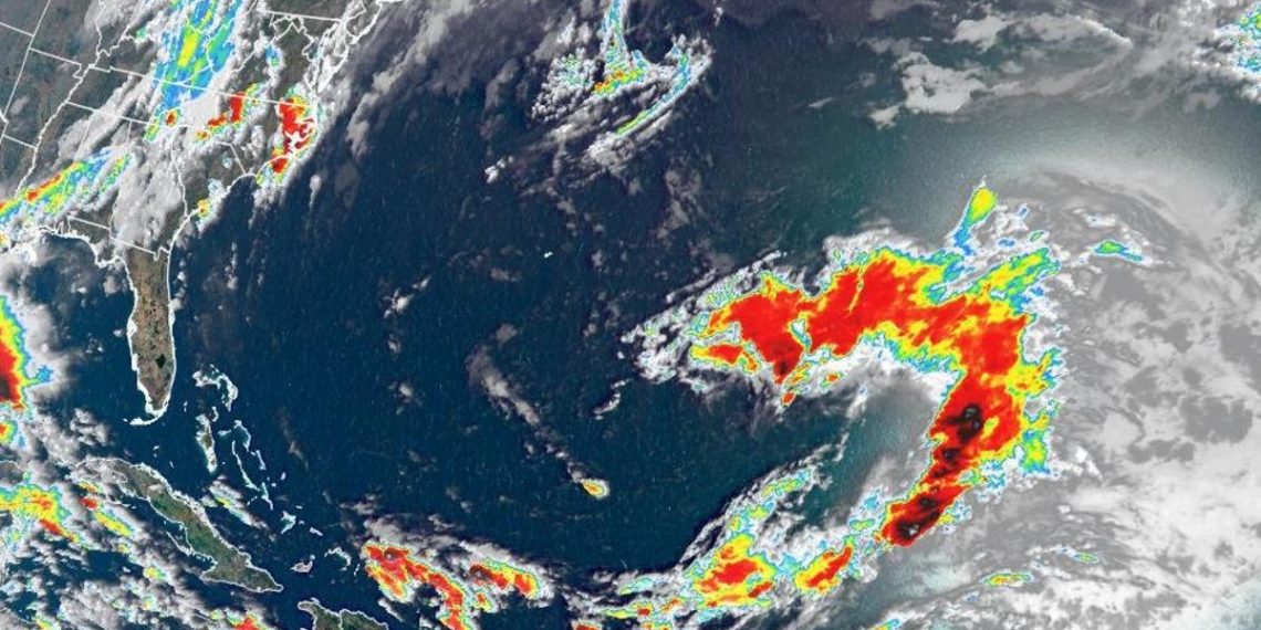 huracanes-tecnologia-atlantico-adt-metereologia