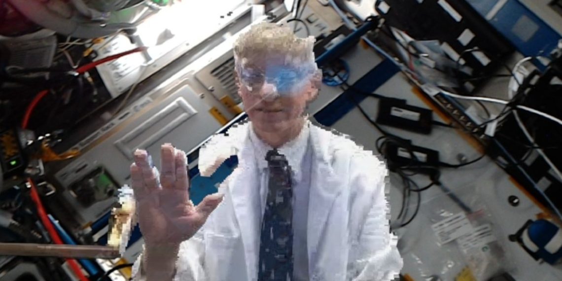 nasa-holoportacion-telemedicina-espacio-star-wars 1
