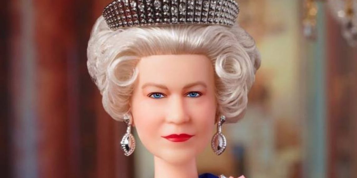 La reina Isabel II ya tiene su propia muñeca Barbie