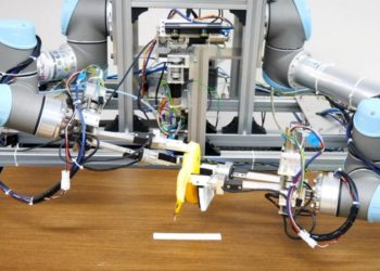 robots-japoneses-brazos-pelar-platano-cascara