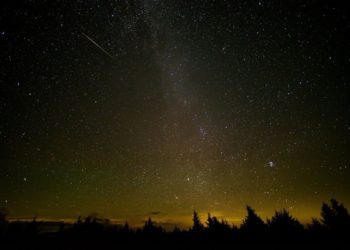 ¿Cuando podrás ver la  la lluvia de estrellas creada a partir del cometa Halley?
