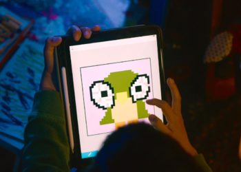 toei-animation-nft-anime-zombie-zoo-keeper