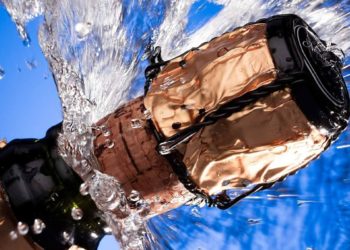 champagne-botella-destapar-ondas-supersonicas 1