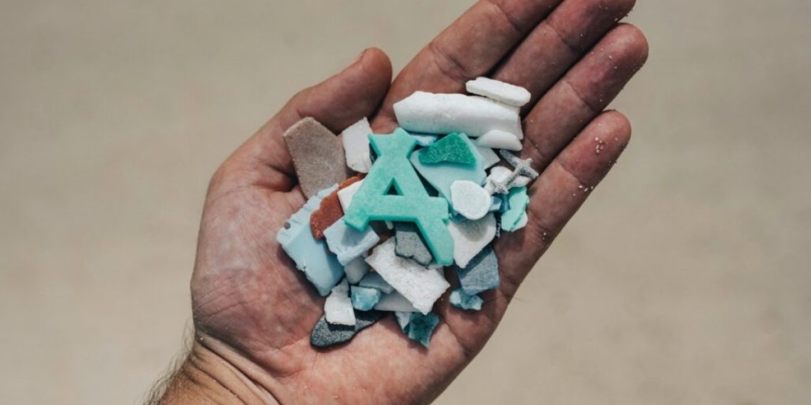 china-peces-robot-micro-plasticos 1