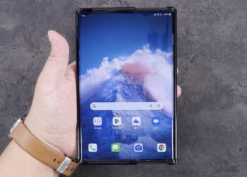 lg-enrollable-smartphone-diseño