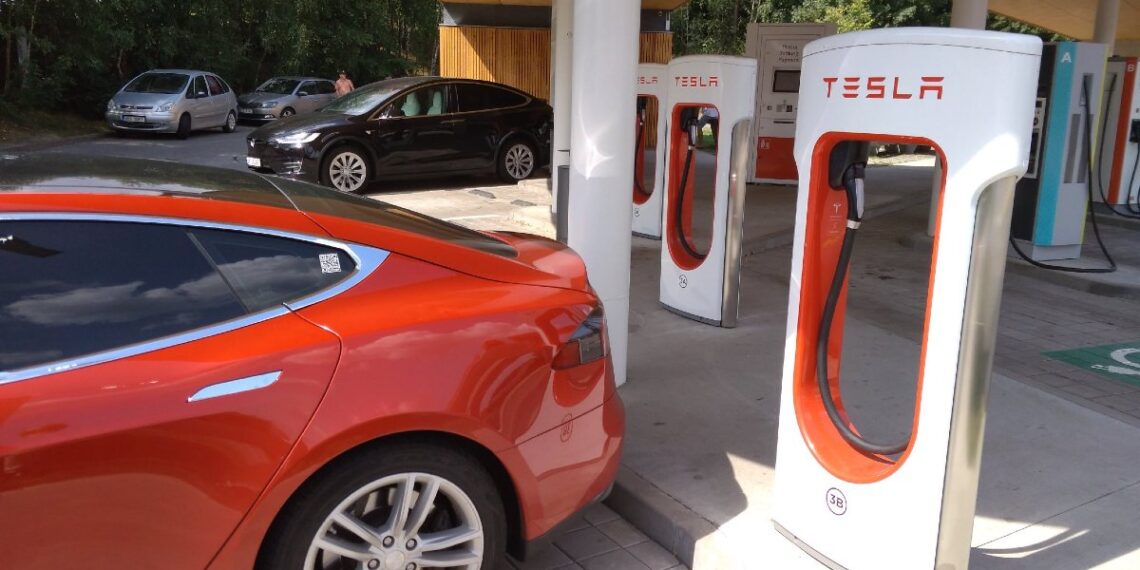tesla-super-cargadores-incremento-precio