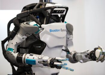 boston-dynamic-robot-manos-atlas