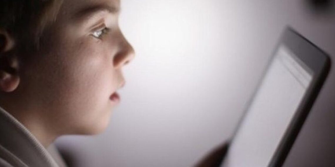 celular-miopia-casos-mexico