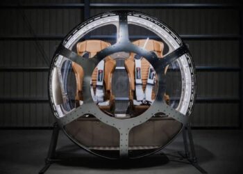 estratosfera-capsula-viajes-turismo 1