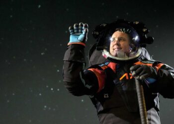 nasa-trajes-espaciales-artemis 1