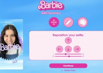 barbie-selfie-warner-bros