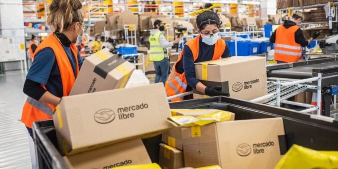 mercado-libre-mexico-trabajo-empleados 1