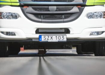 e-rado-autos-electricos-carretera-suecia