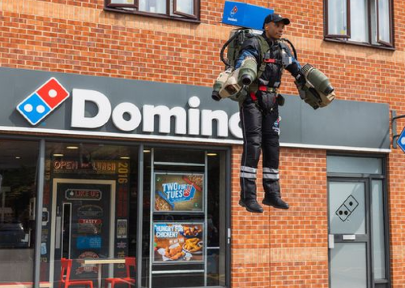 Domino’s Pizza llega volando, literalmente