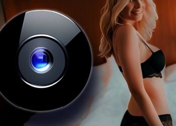 Te podrían estar espiando por la cámara de tu computadora