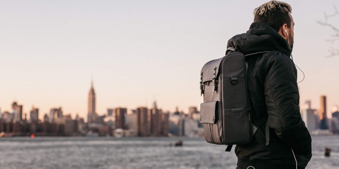 Microsoft lanza la primera mochila que funciona con IA