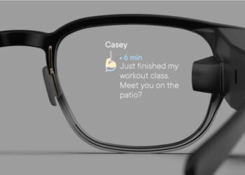 Lentes con subtítulos para la discapacidad