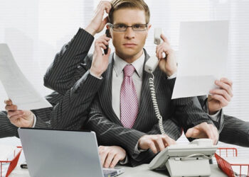 Probablemente padezcas sordera digital