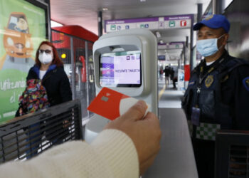 Llega la tecnología contactless al Metrobús de CDMX