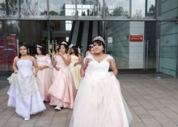 Fundación OCESA celebra Mis XV años con 50 quinceañeras de escasos recursos.
