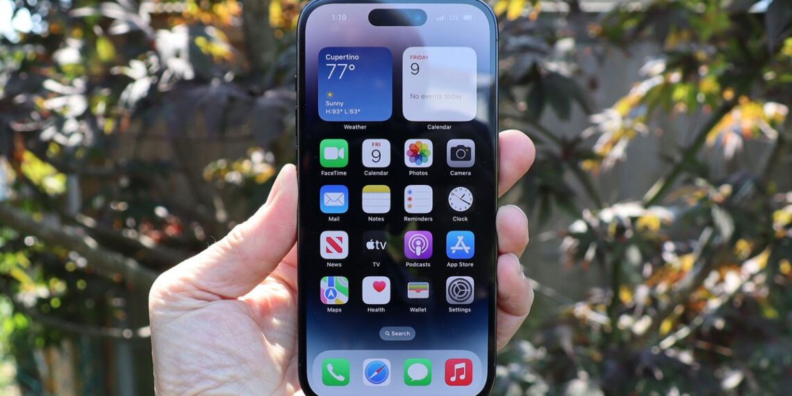 La pantalla del nuevo iPhone abandona la tecnología LCD