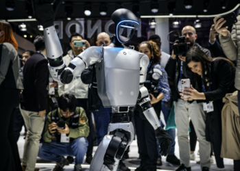 Los robots del MWC 2025 apuestan por la inteligencia artificial