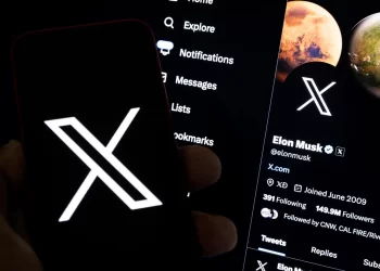 Elon Musk elimina los hashtags de la publicidad en X