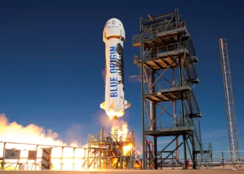Blue Origin espera competir más cerca contra SpaceX